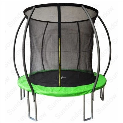 Hauv av Trampoline nrog Enclosure